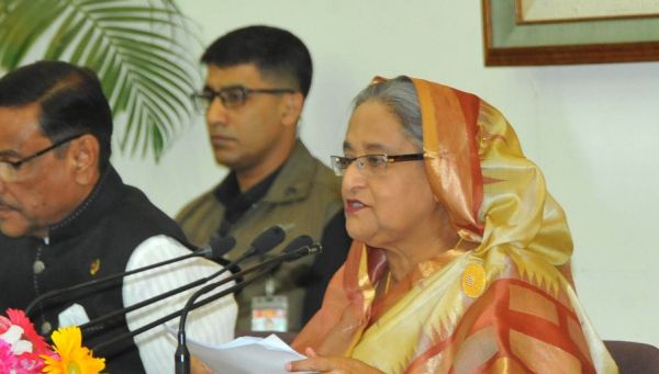 Sheikh Hasina briefs press on India visit