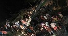 <font style='color:#000000'>19 killed in Philippines road crash</font>