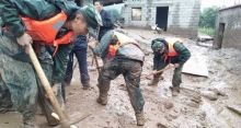 <font style='color:#000000'>Landslide kills nine in northern China</font>
