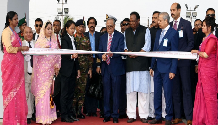 বুধবার রাষ্ট্রপতি মোঃ আবদুল হামিদ বঙ্গবন্ধু আন্তর্জাতিক সম্মেলন কেন্দ্রে ২৪তম ঢাকা আন্তর্জাতিক বাণিজ্য মেলা (ডিআইটিএফ)-২০১৯ উদ্বোধন করেন -পিআইডি