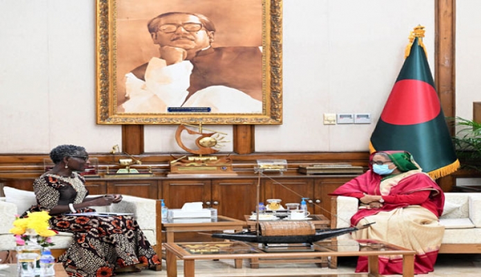 সোমবার প্রধানমন্ত্রী শেখ হাসিনার সাথে গণভবনে আন্তর্জাতিক মুদ্রা তহবিল এর ডেপুটি ম্যানেজিং ডিরেক্টর Antoinette Monsio Sayeh সাক্ষাৎ করেন -পিআইডি